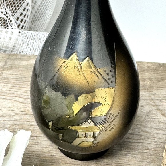 Vintage Metal Bud Vase Etched Mountain Design 6.5" - Picture 2 of 8